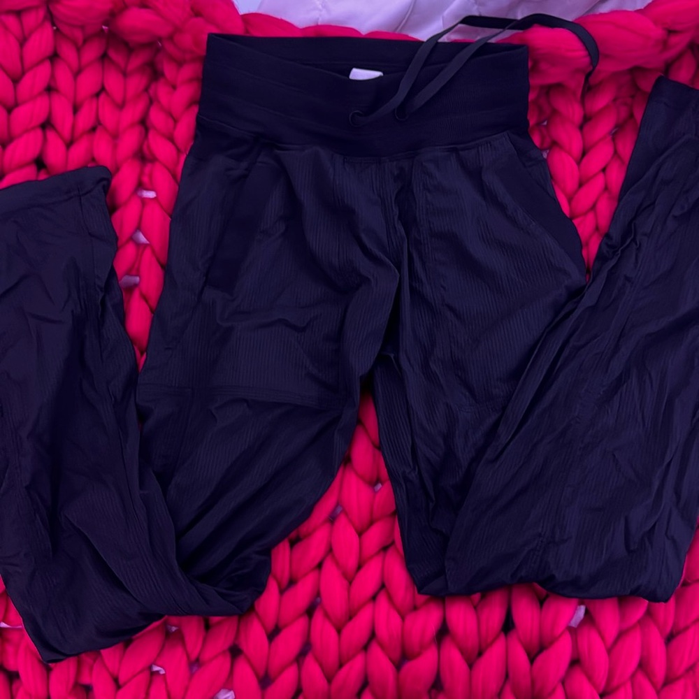 lululemon dance studio pants, good as new.